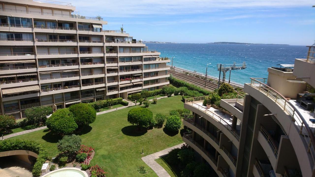 Beau studio vue Mer Cannes Extérieur photo